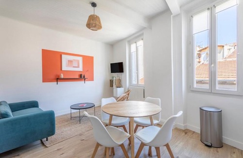 4th Arrondissement Apartment | Lumineux appartement & joliment rénové
