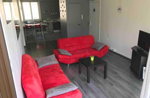 Chamalieres Apartment | Bright Room with Thermal Park View - Guest Rated 8.2/10