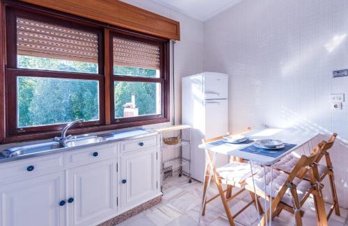 Cuntis Apartment | Brightly Renovated Apartment in Scenic Thermal Villa