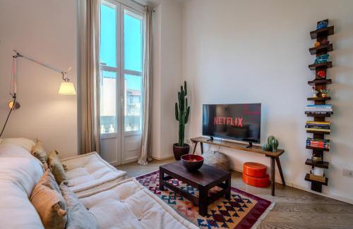 Navigli Apartment | Luminoso bilocale in zona Navigli, vicino metro M2