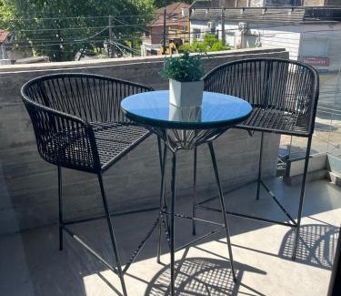 Remedios de Escalada Apartment | Bright 40m Apartment in Prime Southern Location