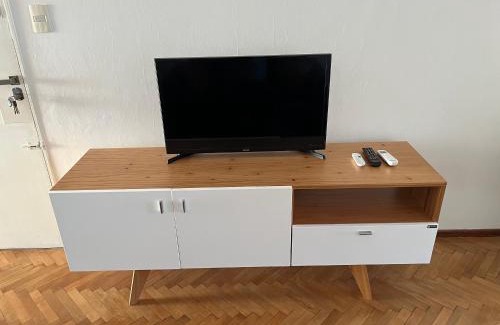 Centro Apartment | Bright Stay in Prime Location on Bv Oroño for Families