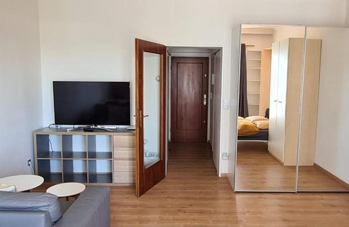 Belair Apartment | Bright 4th Floor Studio in Lux-Belair - Perfect Getaway