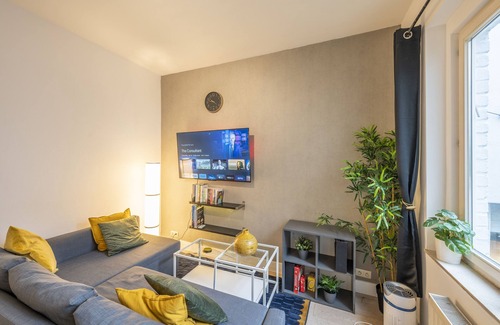 Broekwijk Apartment | Bright Suite in Brussels - Stylish Design & Unique Amenities