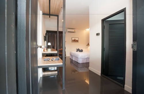 Bang Kung Hotel | Discover Lumluek Boutique Resort with Family-Friendly Amenities