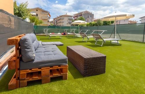 Viserbella Apartment | Discover Luna: Family-Friendly Retreat with Pet Amenities