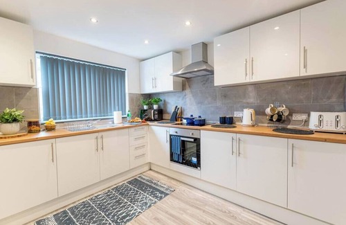 Mansfield Apartment | Relaxing Retreat: Serenity in Sounds of Stars Awaits