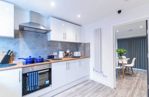 Mansfield Apartment | Relaxing Retreat: Serenity in Sounds of Stars Awaits