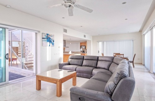 Puerto Penasco Villa | Discover Luna Blanca Villa 07: Elegant Oceanfront Retreat