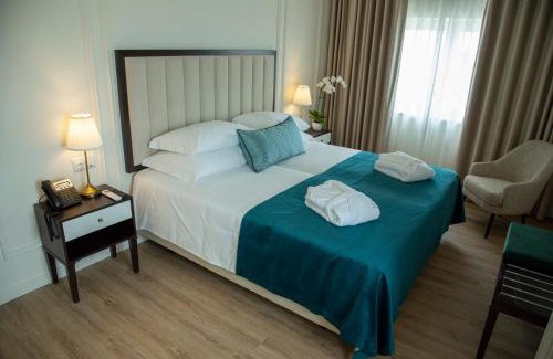 Tabua Hotel | Relax at Luna Hotel de Tábua: 4-Star Spa Retreat with Ocean View