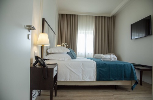 Tabua Hotel | Discover Comfort at Luna Hotel de Tábua – 4-Star Escape