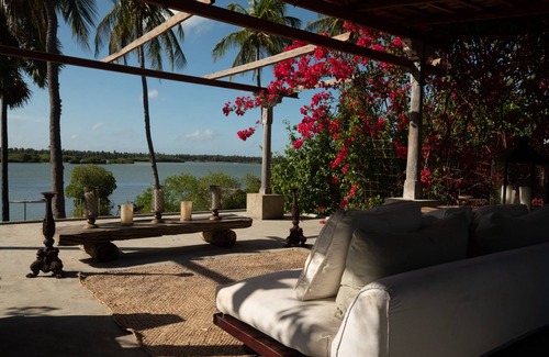 Kalpitiya Villa | Ocean View Retreat at Luna Laguna with Pool and Breakfast