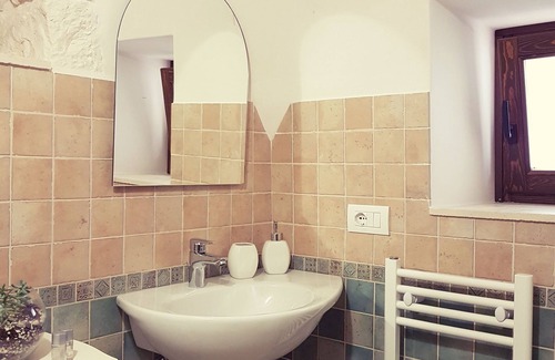 Alberobello Bed & Breakfast | Exceptional Stay at Lunalì: Family-Friendly & Breakfast Included
