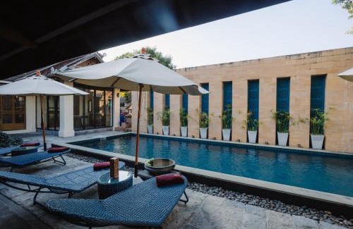 Tha Sala Hotel | Oceanfront Bliss at Lunar Mansion Hotel - 4-Star Excellence