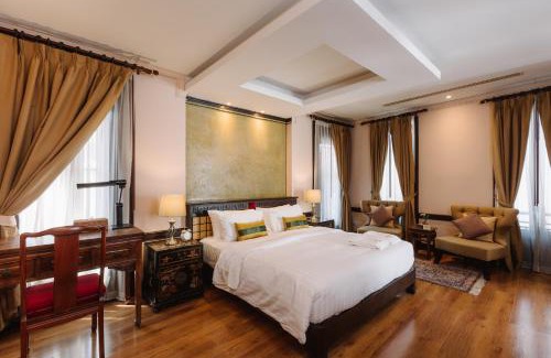 Tha Sala Hotel | Oceanfront Bliss at Lunar Mansion Hotel - 4-Star Excellence