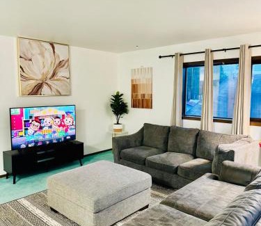 Fairbanks Apartment | Lunas Landing