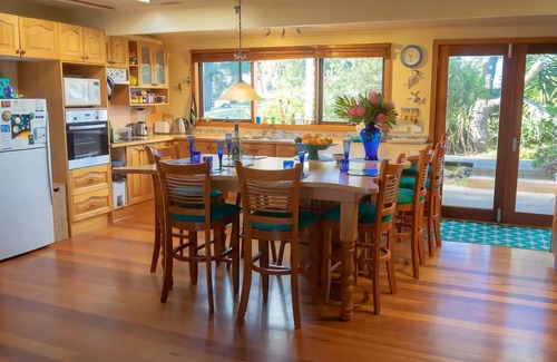 Venus Bay House | Unforgettable Lunasea: A Premier Authors Retreat