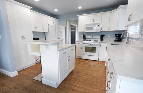 Wilbur-By-The-Sea House | Oceanfront Retreat: LunaSea with Pool & Spa Amenities