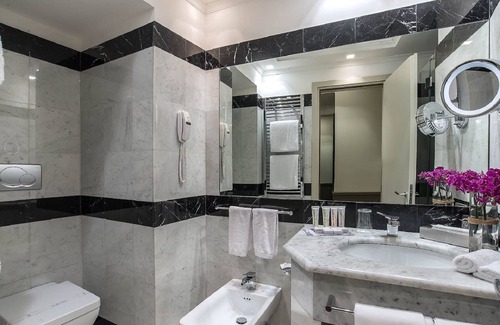 Navona Hotel | Discover Lunetta Hotel & SPA: 4-Star Luxury Awaits