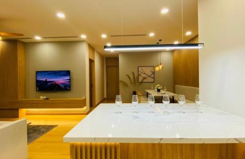 My Đinh Apartment | Discover Lunetta Serviced Apartment: Rated 9/10 with Pool