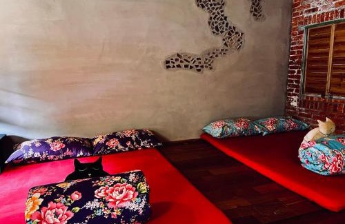 Ruifang Bed & Breakfast | Inviting Lungta BnB: Family-Friendly with Delicious Breakfast