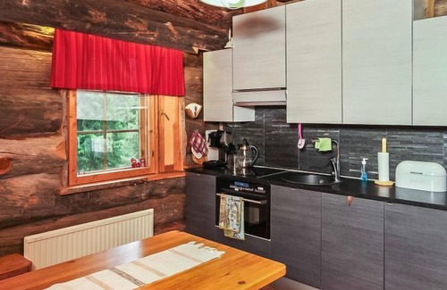 Lampivaara House | Charming Luostonseita 3: Lake View & Spa Retreat