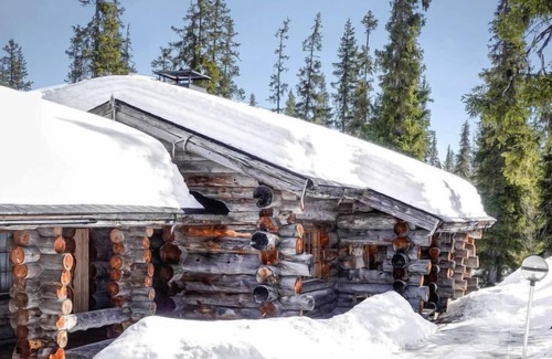 Lampivaara House | Charming Luostonseita 3: Lake View & Spa Retreat