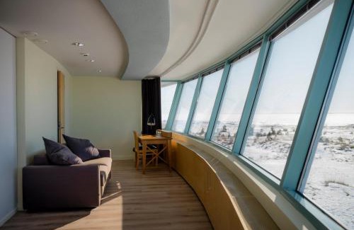 Hailuoto Hotel | Discover Arctic Lighthouse Hotel: Pet-Friendly Retreat