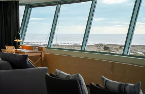 Hailuoto Hotel | Discover Arctic Lighthouse Hotel: Pet-Friendly Retreat