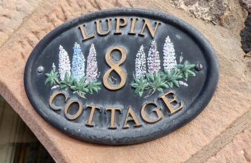 Akeld House | Discover Comfort at Lupin Cottage - Rated 8/10 by Guests
