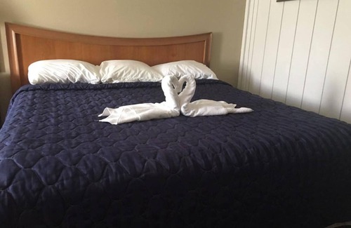 Red Lodge Hotel | Relax at Lupine Inn: Pool, Spa & Family-Friendly Amenities