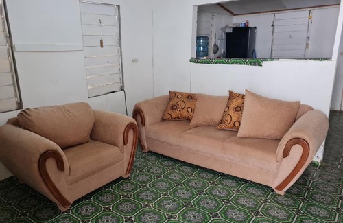 San Ignacio House | Budget-Friendly Stay at Lupit's Guest House with Pets Welcome