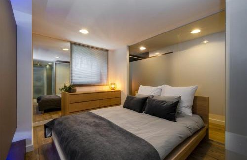 Lodz Apartment | Explore LupoApartments Kosynierów - Family-Friendly Retreat