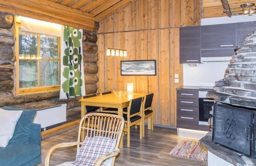 Pyhatunturi House | Lake View Getaway at Luppokero 3 by Interhome