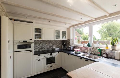 Beveren House | Discover Luppolo Vakantiehuis in Westhoek: Pet Friendly Retreat