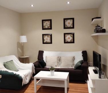 La Trinidad-San Juan y Todos los Santos Apartment | Family-Friendly Escape at Luque's Home by Guimar, Rated 8.5