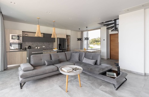 Elia Nikitis Villa | Discover Luria Homes-Villa C with Oceanfront Pool Views