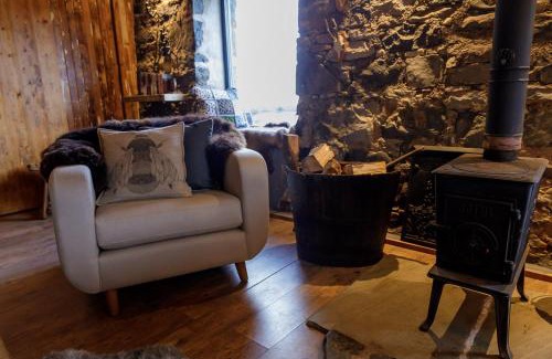 Breakish House | Experience Lusa Bothy: 4-Star Oceanfront Retreat