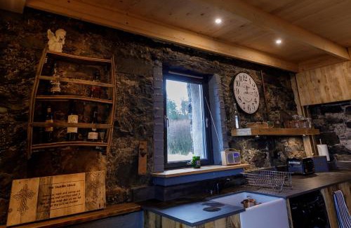 Breakish House | Experience Lusa Bothy: 4-Star Oceanfront Retreat