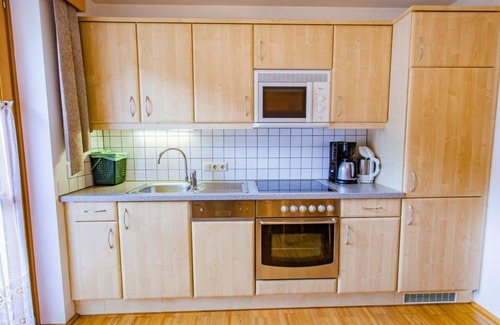 Weissenbach Apartment | Explore Comfort at Gästehaus Hartweger in Kufstein