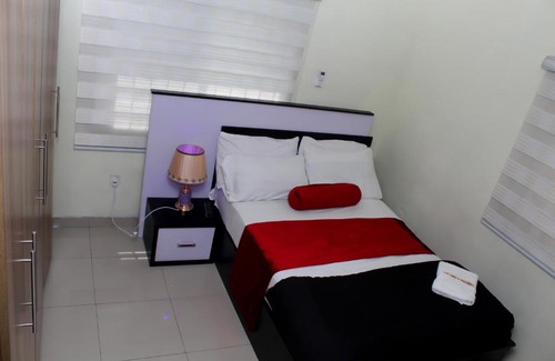 Port Harcourt Apartment | Pet-Friendly Retreat: Lush Homes and Apartments Await