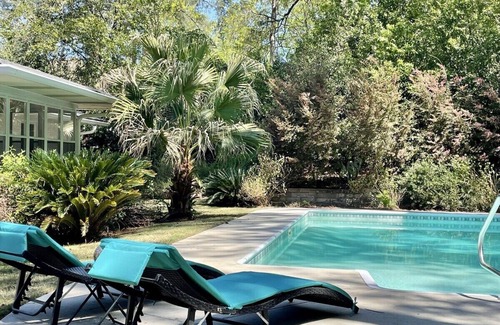 North Augusta House | Relaxing Masters Hideaway with Heated Pool & Spa