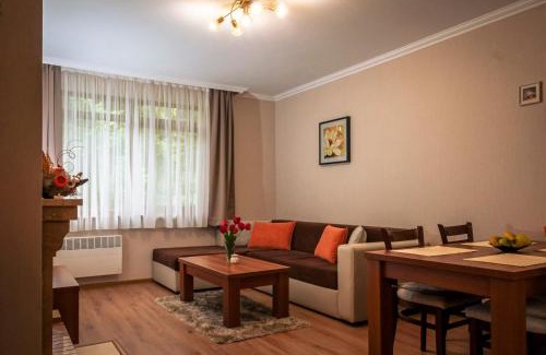 Smolyan Apartment | Unforgettable Stays at Lusi Holiday, Смолянски езера