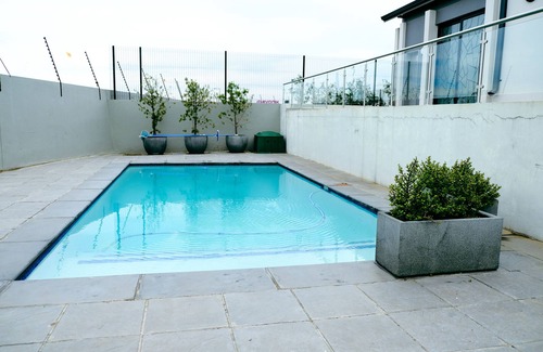 Greater Johannesburg Metropolitan Area Apartment | Discover Luthando Nest: Your Retreat in Midrand, Carlswald