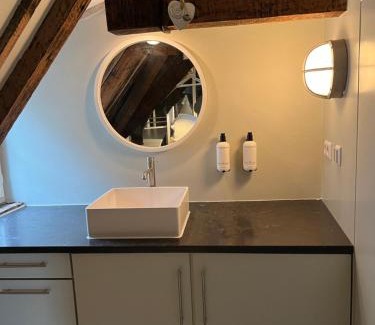 Alkmaar Hotel | Discover Luttik: Family-Friendly Stay with Top Dining