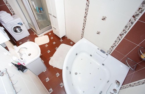 Tsentralny District Apartment | Pet-Friendly Luxury Apartments Near Minsk Arena - Rated 10/10