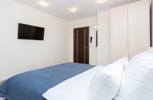 Tsentralny District Apartment | Pet-Friendly Luxury Apartments Near Minsk Arena - Rated 10/10