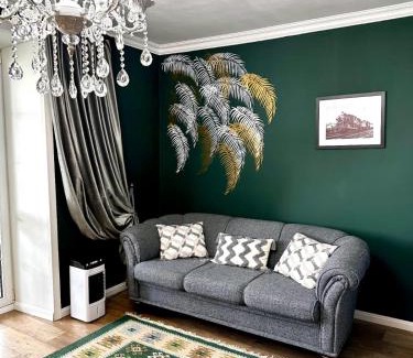 Oskemen Apartment | Elegant English-Style Suites in Central Ust-Kamenogorsk
