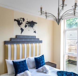 Bloomsbury Apartment | Beautiful 3-Bedroom Retreat in Covent Garden