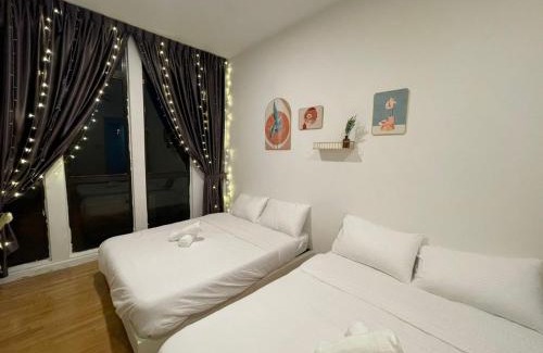 Iskandar Puteri Apartment | Stylish 3BR Hotel near Legoland with Ocean View & Pool